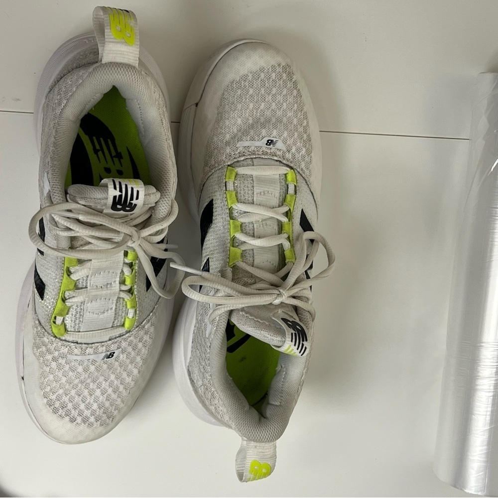 New Balance FuelCell VB-01 Women’s Volleyball Shoes - White/Black-size 7.5 - Picture 3 of 10